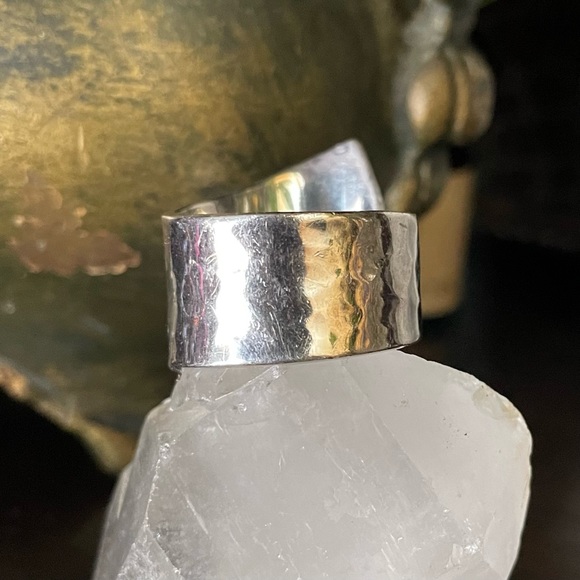 Vintage Sterling Silver Bronzite Hammered Wrap Ring size 8.5 - Picture 8 of 13